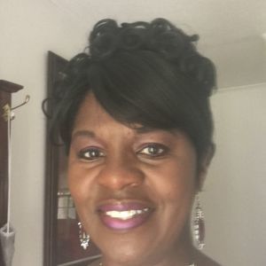 Meet your Posher, Debra